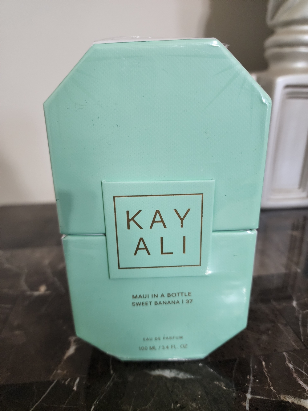 KAYALI Maui in a Bottle Eau de Parfum - Sweet Banana 37 - Mint Green 100ML